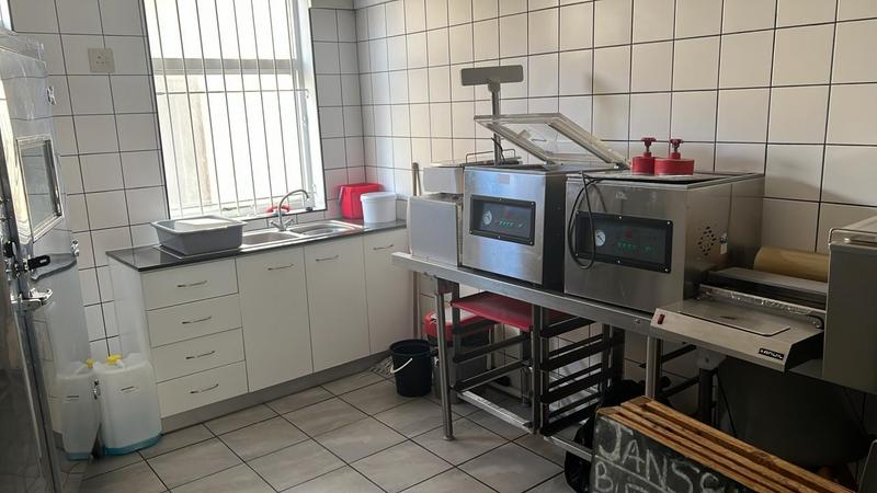 To Let commercial Property for Rent in Amanda Glen Western Cape